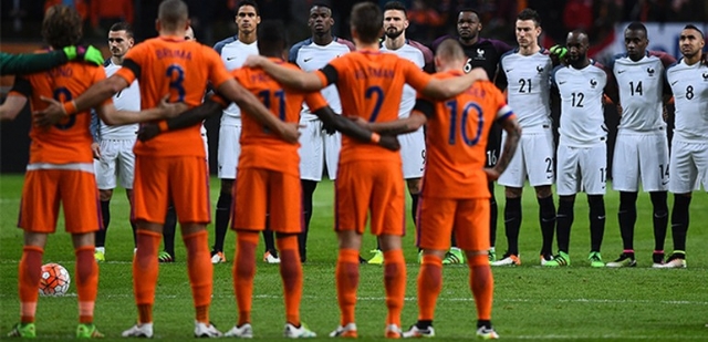 Sneijder'i üzdüler! Gol düellosu Fransa'nın Sneijder'i üzdüler! Gol düellosu Fransa'nın