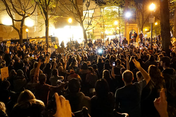 ABD'de Trump karşıtı gösterilerde ilk ölüm