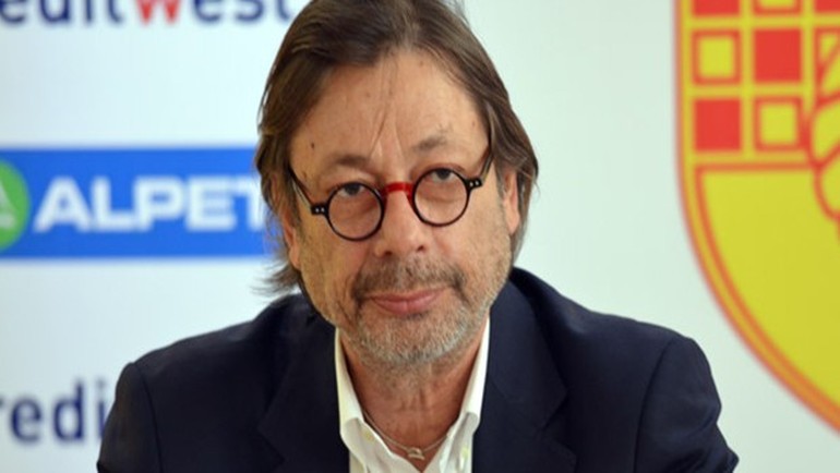 Göztepe'de Yılmaz Vural sesleri!