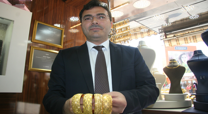 Altın fiyatları normal seyrine döndü