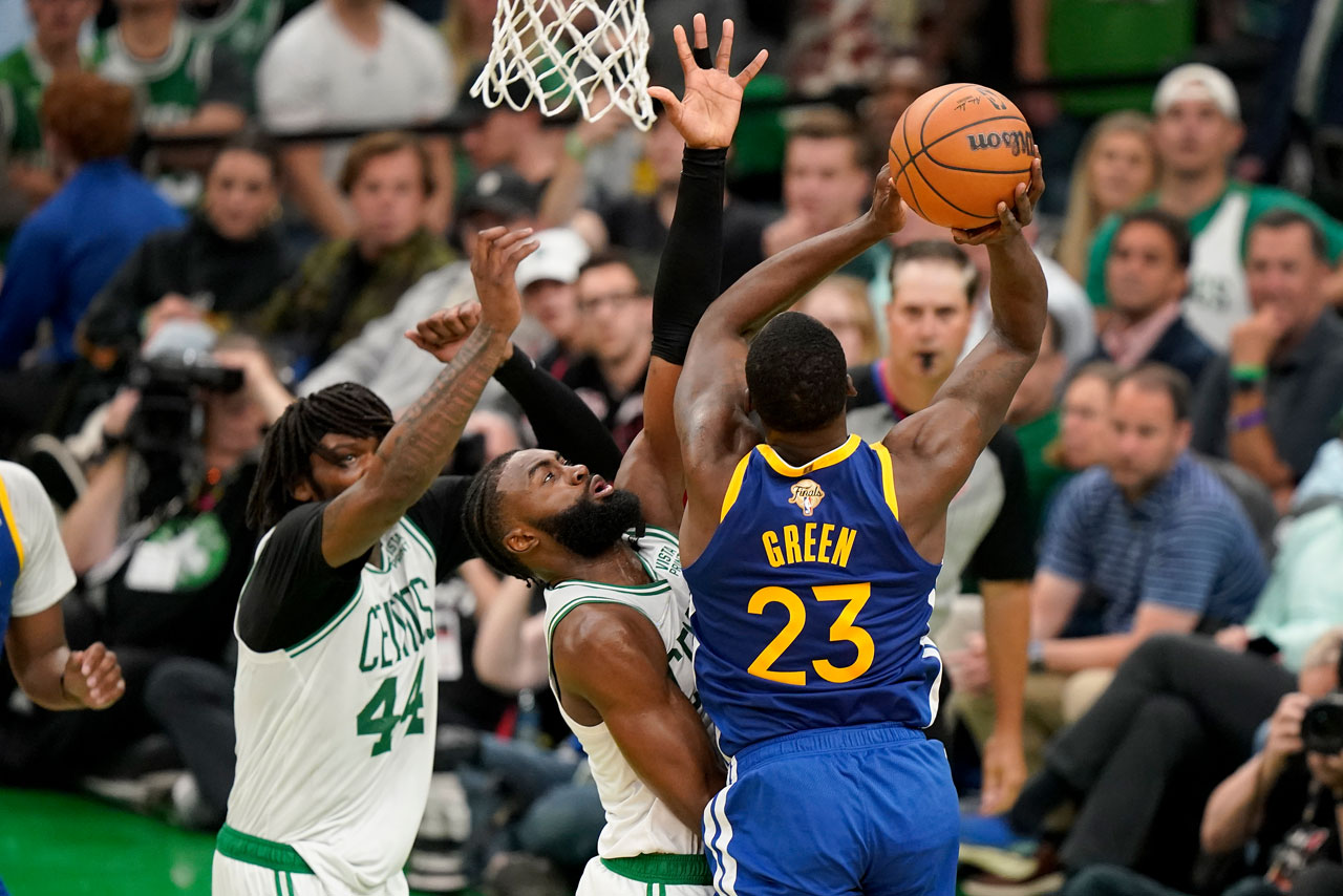NBA'de şampiyon Golden State Warriors NBA'de şampiyon Golden State Warriors