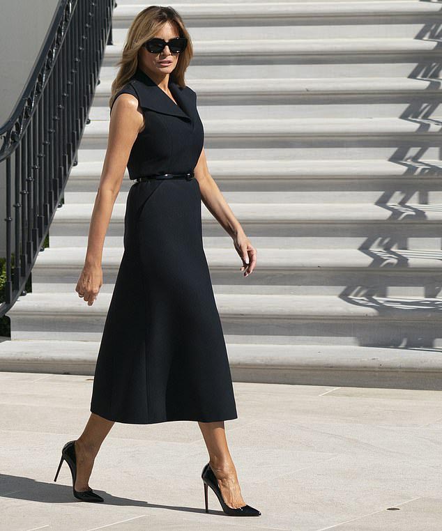 Sosyal medyanın konuştuğu iddia: Melania Trump dublör kullanıyor Sosyal medyanın konuştuğu iddia: Melania Trump dublör kullanıyor