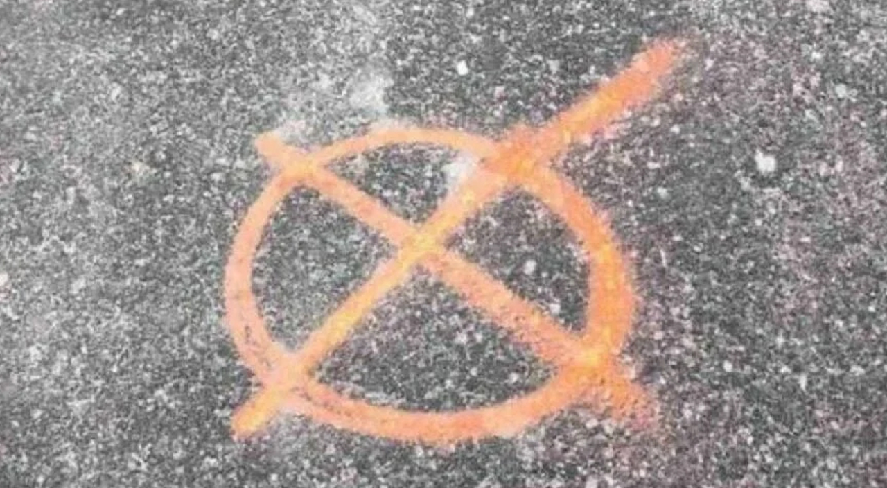 Ukrayna’daki gizemli ışıkların ve işaretlerin sırrı çözüldü: Rus sabotajcılar!