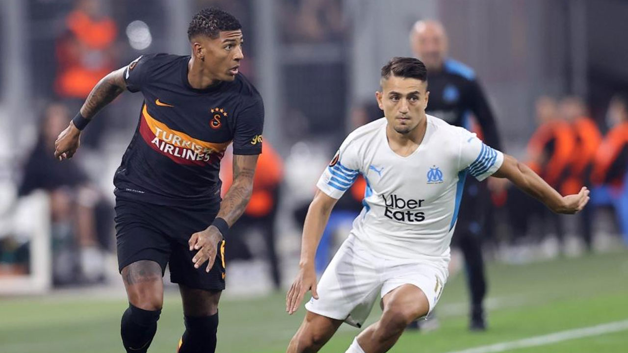 Olaylı maçtan gol çıkmadı: Galatasaray zirveyi bırakmadı