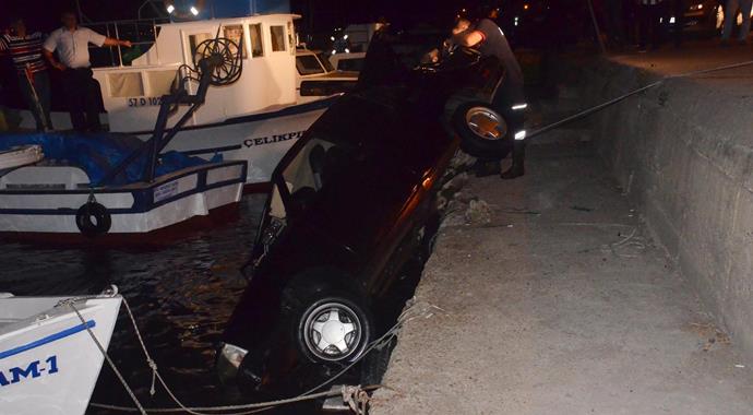 Sinop'ta otomobil denize uçtu