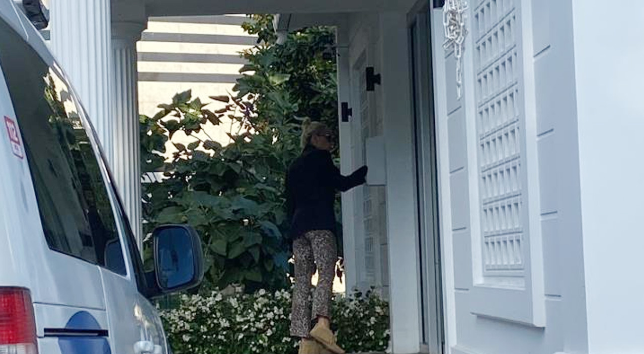 Yurt dışı çıkış yasağı bulunan Gülşen karakolda imza verdi