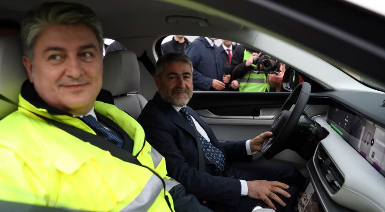 Bakan Varank ve Bakan Nebati 'Togg’un direksiyonuna geçti