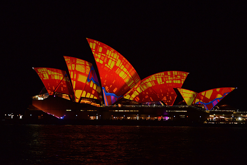 Sydney Opera Evi her gün binlerce ziyaretçi ağırlıyor