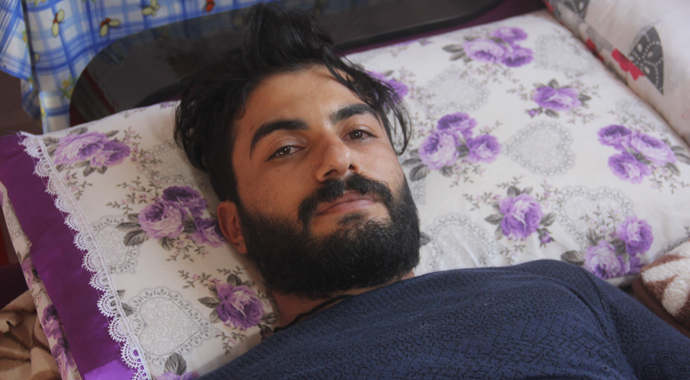 Cenin pozisyonuyla toprak altından sağ çıktı, arkadaşının son bakışını unutamıyor