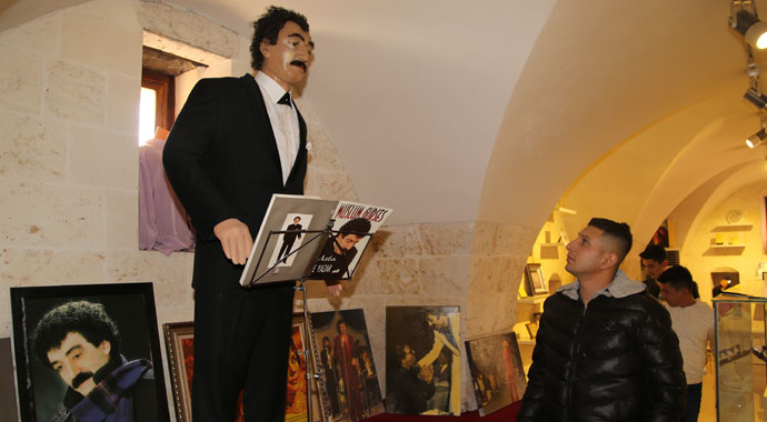 Sevenleri Müslüm Gürses'i unutmadı