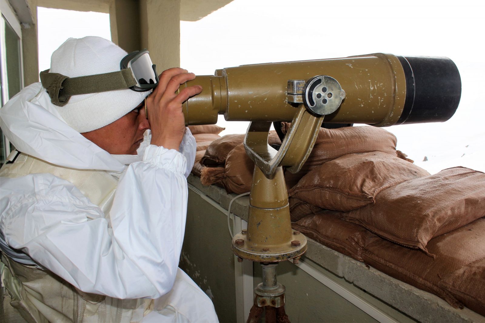 Hain saldırılara karşı eller tetikte