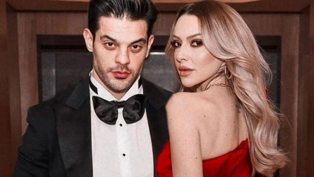 Hadise ile Mehmet Dinçerler Çırağan Sarayı'nda evlendi! Hadise ile Mehmet Dinçerler Çırağan Sarayı'nda evlendi!
