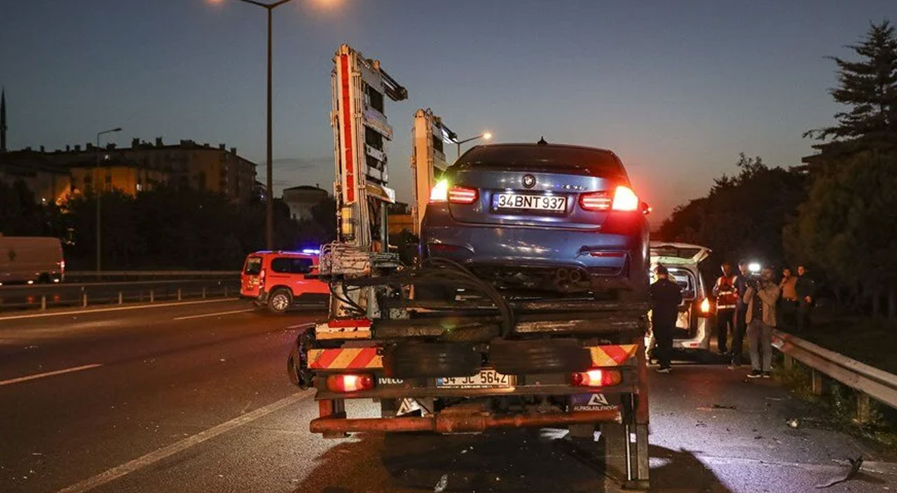 Polisten kaçan sürücü otoyolda aracını bıraktı…  5 araç birbirine girdi, 6 kişi yaralandı