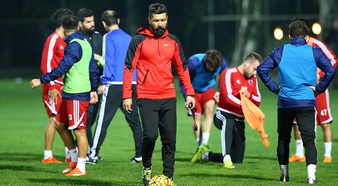 Bir skandal daha! 24 saatte istifa etti