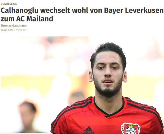 Menajeri açıkladı: Hakan Çalhanoğlu Milan'a transfer oluyor