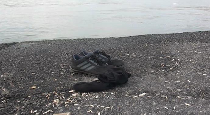 Haliç'e kaçan top sonu oldu Haliç'e kaçan top sonu oldu