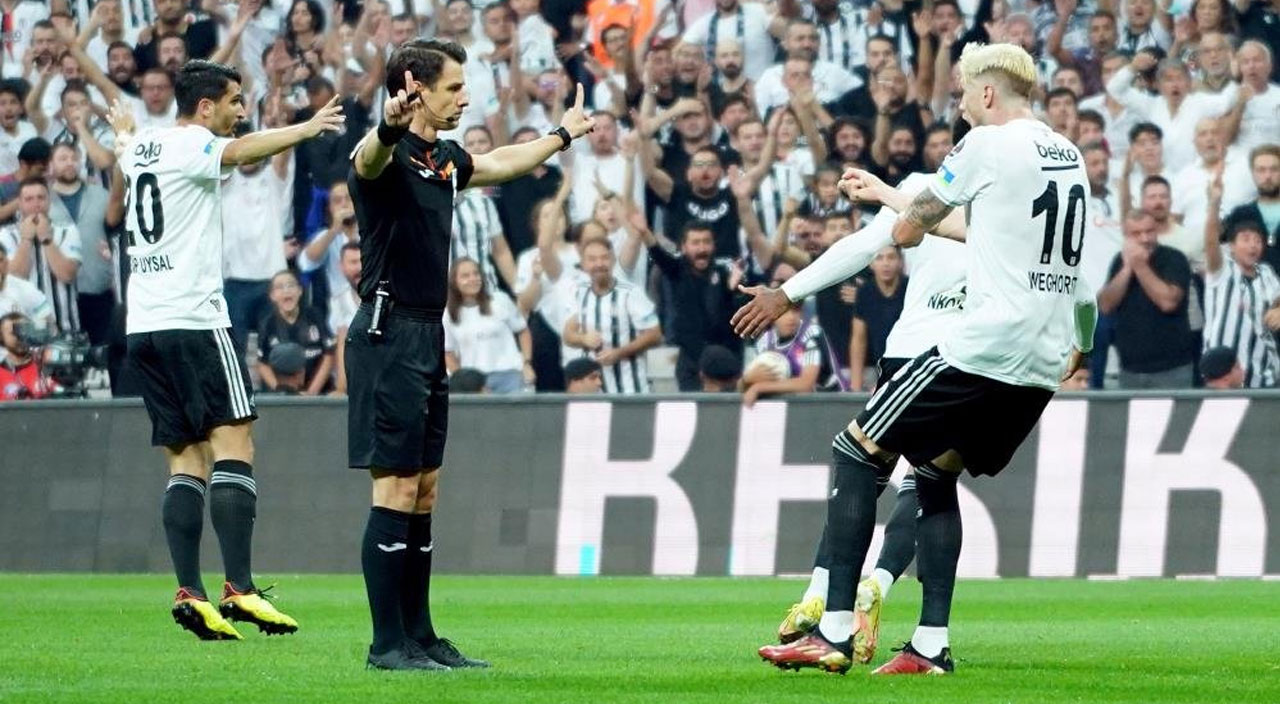Beşiktaş evinde Medipol Başakşehir'e mağlup! Necip'ten büyük hata, Valerien Ismael kırmızı kart!