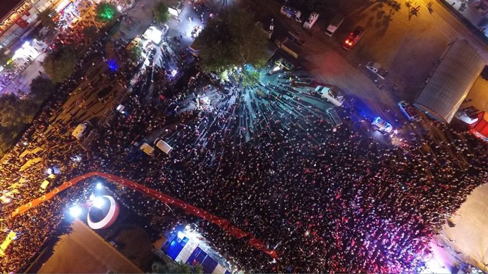 Kahraman şehidin babası ‘Millî Birlik ve Demokrasi’ nöbetine katıldı