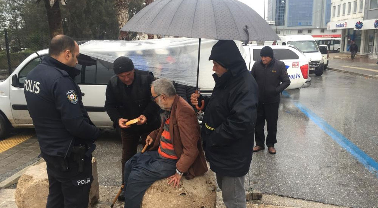 Çocuklarının sokağa terk ettiği yaşlı adam intihara kalkıştı