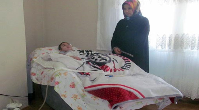 Trafik kazasında yatalak kalan Muhammet Yusuf, 156 bin TL’lik tedavisi için yardım bekliyor