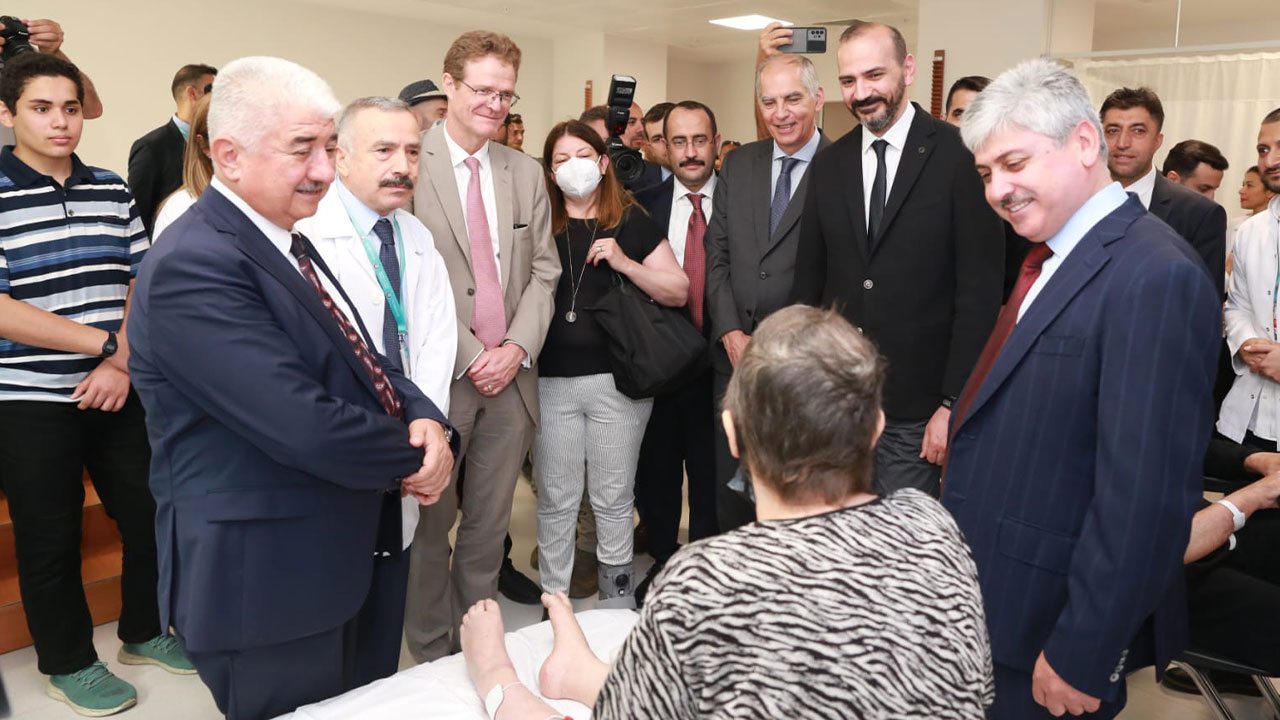Yeni Dörtyol Devlet Hastanesi açıldı