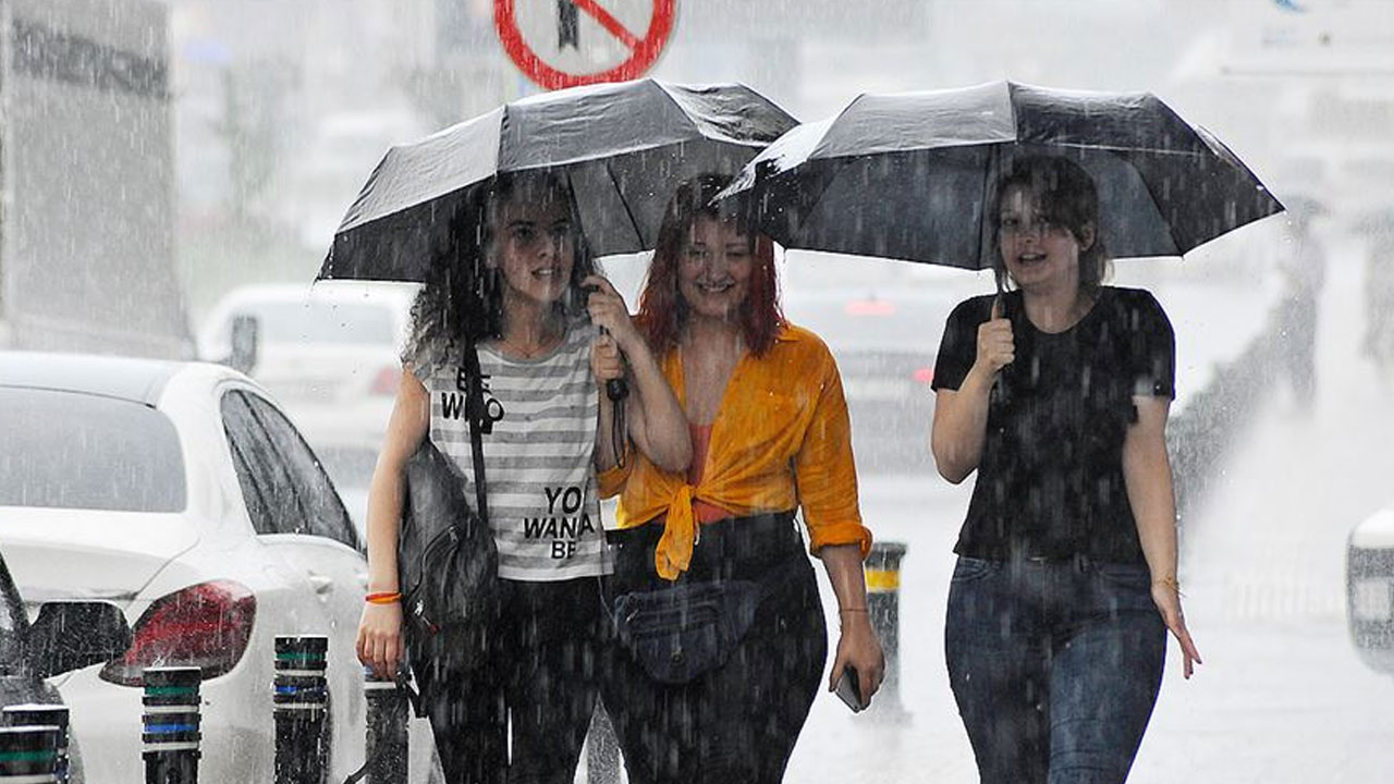 Meteoroloji, AKOM, AFAD... İstanbul'a uyarılar peş peşe geldi! Yarın başlıyor, 3 gün sürecek Meteoroloji, AKOM, AFAD... İstanbul'a uyarılar peş peşe geldi! Yarın başlıyor, 3 gün sürecek