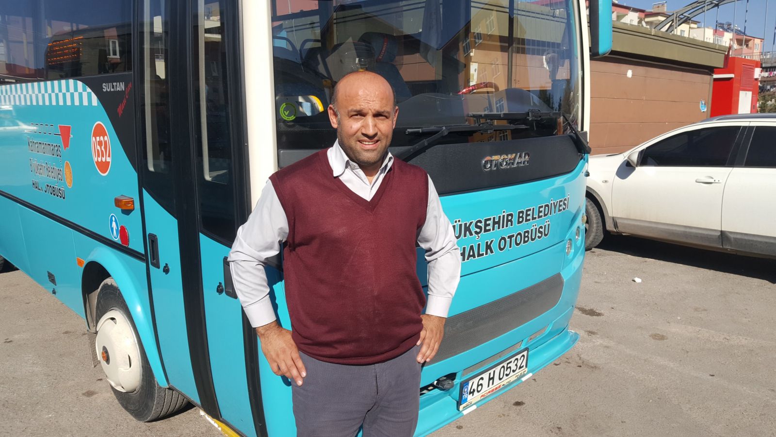 Otobüsünde havale geçiren çocuğu hastaneye yetiştirdi