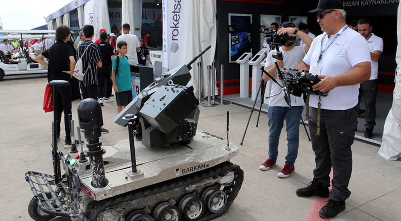 HAVELSAN üretti, sahaya iniyor: Türkiye'nin robot askeri 'Barkan' geliyor HAVELSAN üretti, sahaya iniyor: Türkiye'nin robot askeri 'Barkan' geliyor