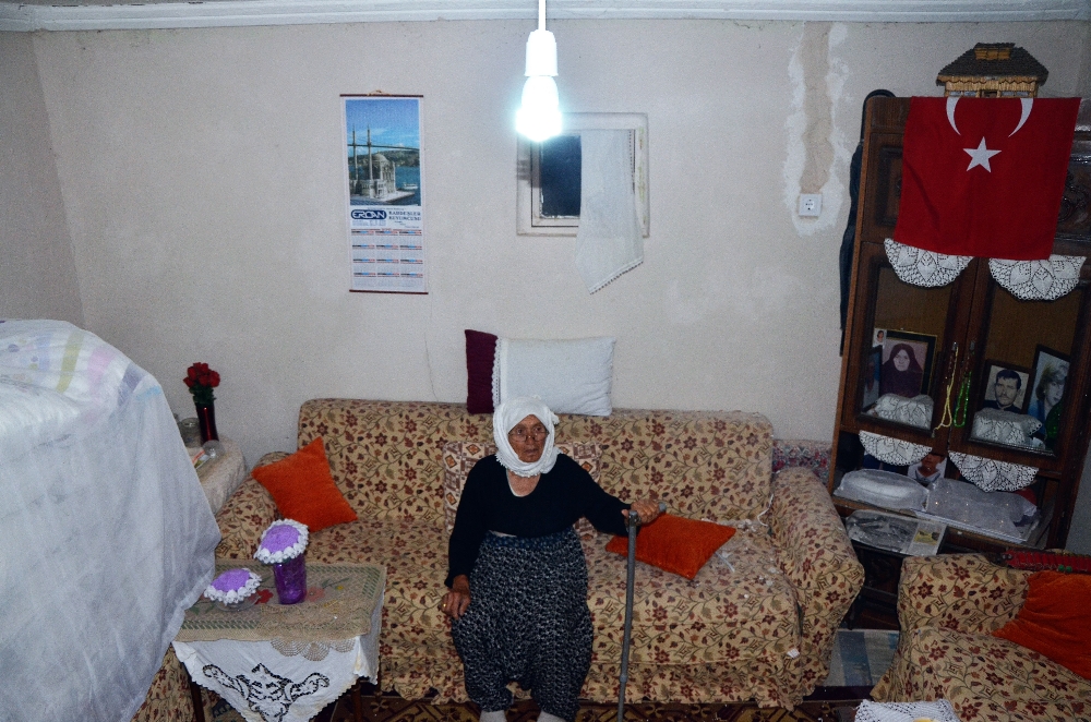 Hesna nine 50 yıl sonra ışığına kavuştu