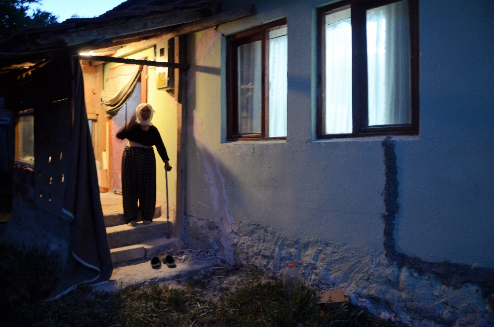 Hesna nine 50 yıl sonra ışığına kavuştu