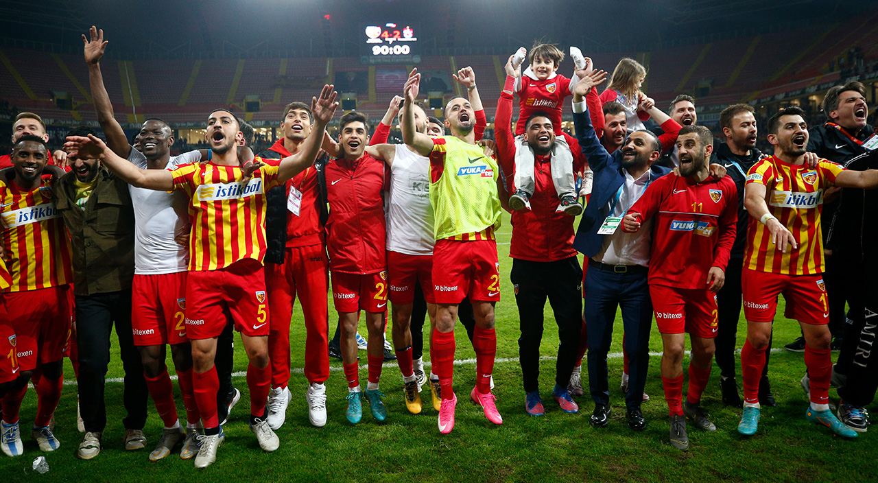 Hikmet Karaman Türkiye Gazetesi'ne konuştu: Şampiyon olmak istiyorum