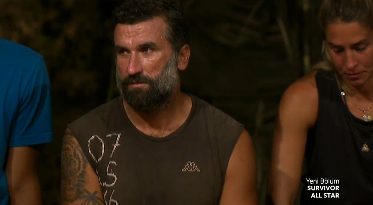 Survivor’da Nagihan, Hikmet’e demediğini bırakmadı, hakaretleri başını yaktı! Acun Ilıcalı, Nagihan’ın cezasını kesti Survivor’da Nagihan, Hikmet’e demediğini bırakmadı, hakaretleri başını yaktı! Acun Ilıcalı, Nagihan’ın cezasını kesti