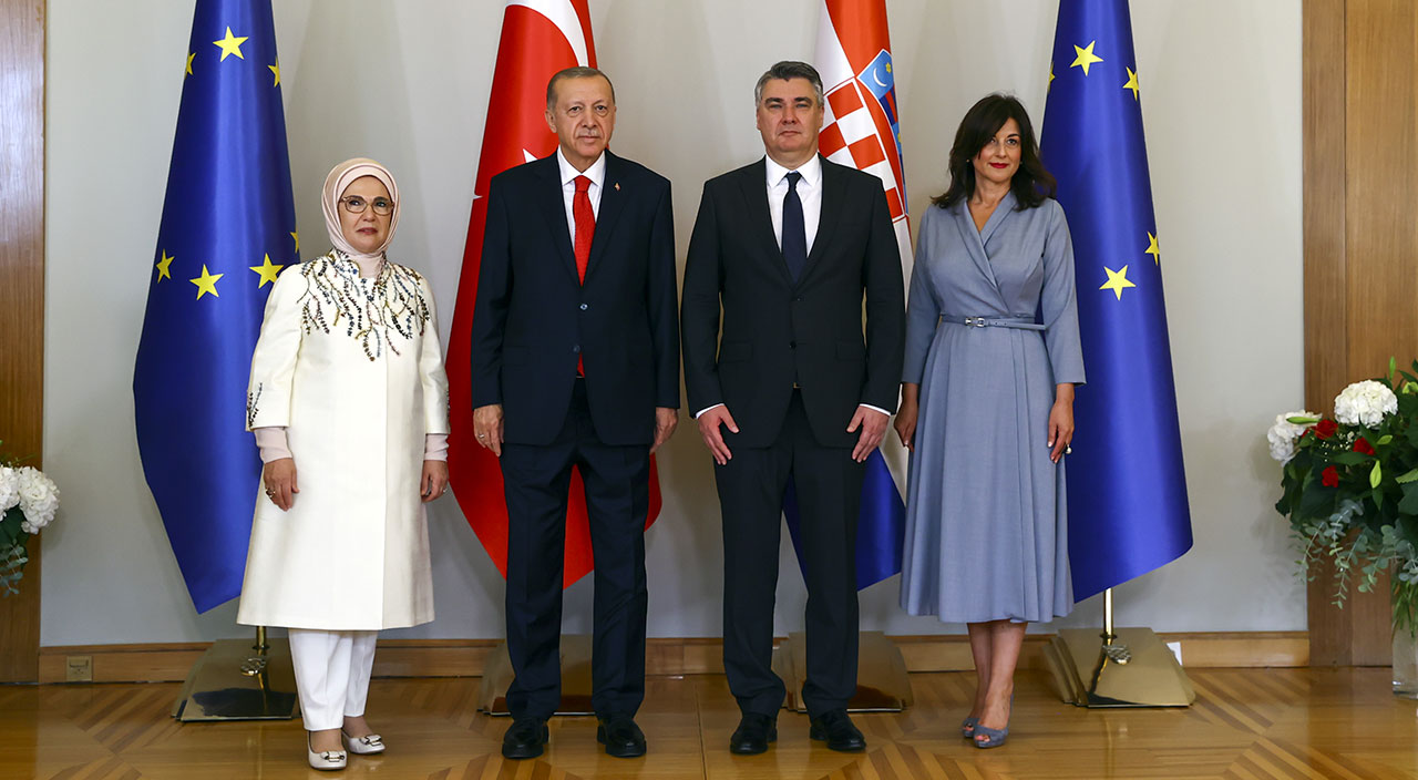 Cumhurbaşkanı Erdoğan'dan Batı'lı ülkelere mesaj: Putin rahatsız olmakta haklı Cumhurbaşkanı Erdoğan'dan Batı'lı ülkelere mesaj: Putin rahatsız olmakta haklı