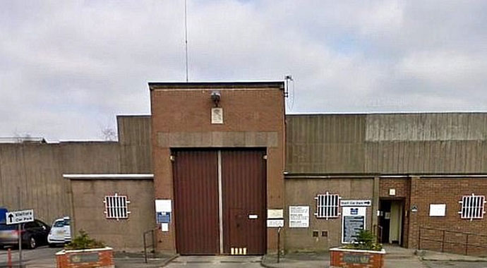 Hapishanede hayvanat bahçesi! Azılı mahkûmlar hayvanlara bakarak stres atıyor