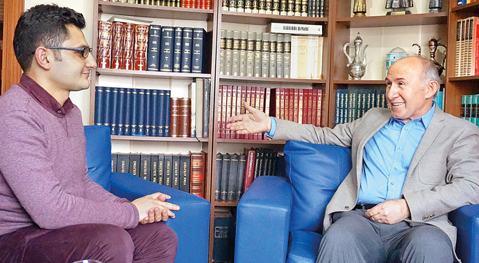 Tarihimizi 150 yıldır  İngilizler yazdırıyor