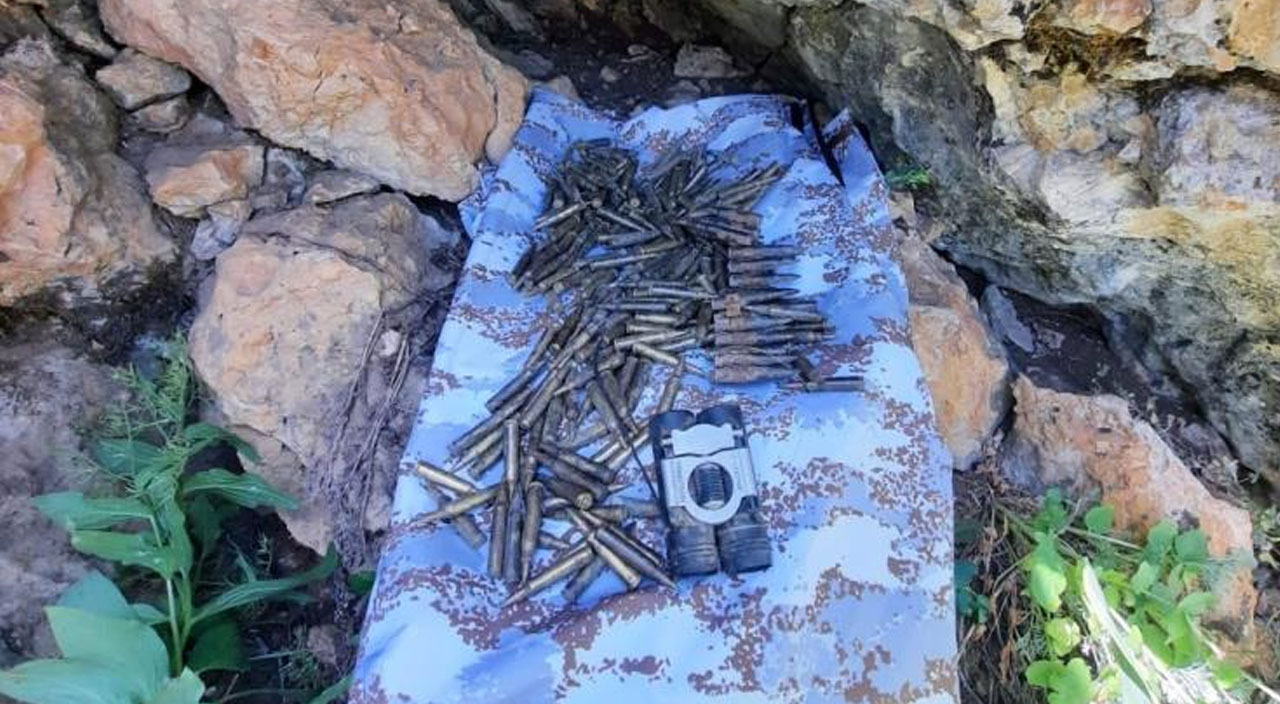 Tunceli'de PKK'ya büyük darbe: Çok sayıda mühimmat ele geçirildi Tunceli'de PKK'ya büyük darbe: Çok sayıda mühimmat ele geçirildi