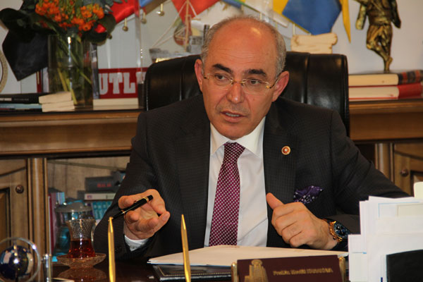 'Anketler millî iradeye müdahale'