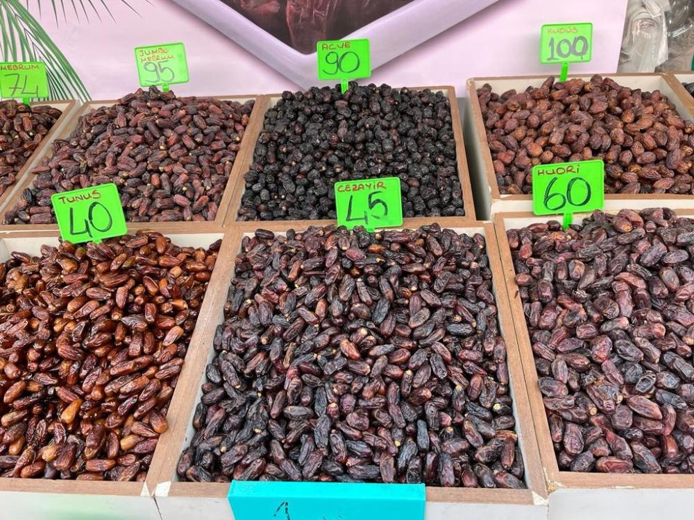 Hurma alışverişi yapacaklar dikkat! Rengi daha canlı olanları tercih edin