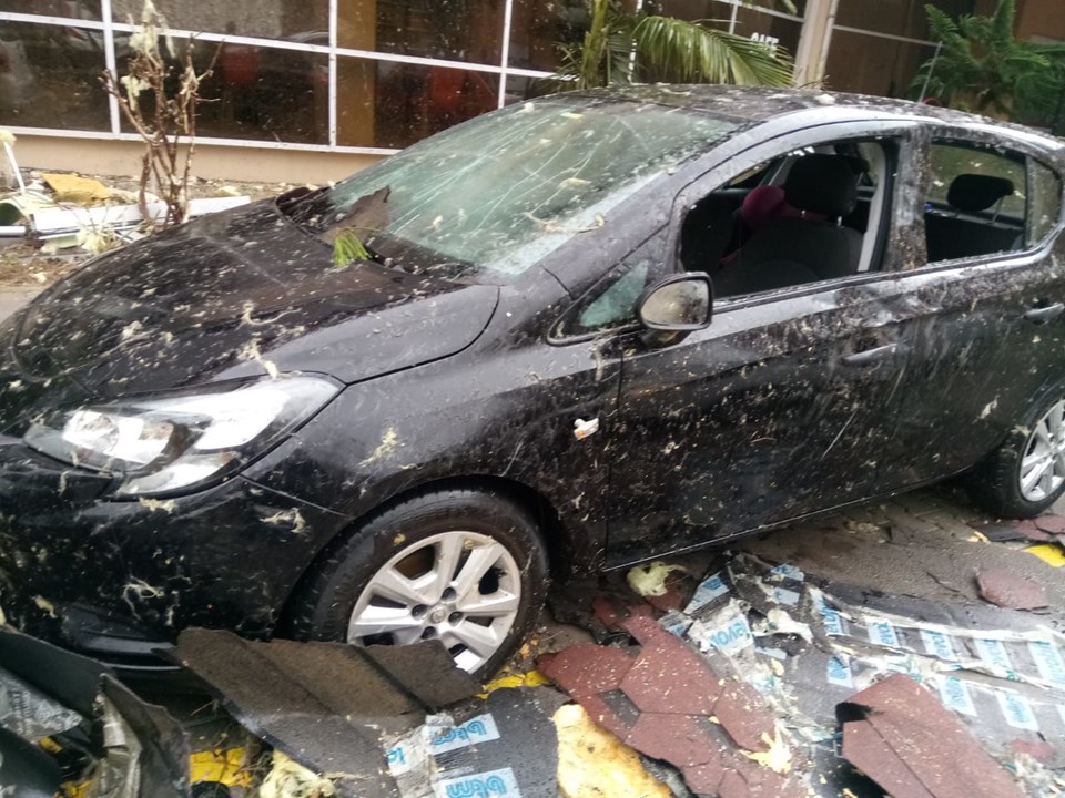 Antalya’yı hortum vurdu: 2 ölü, 1 kayıp, 11 yaralı