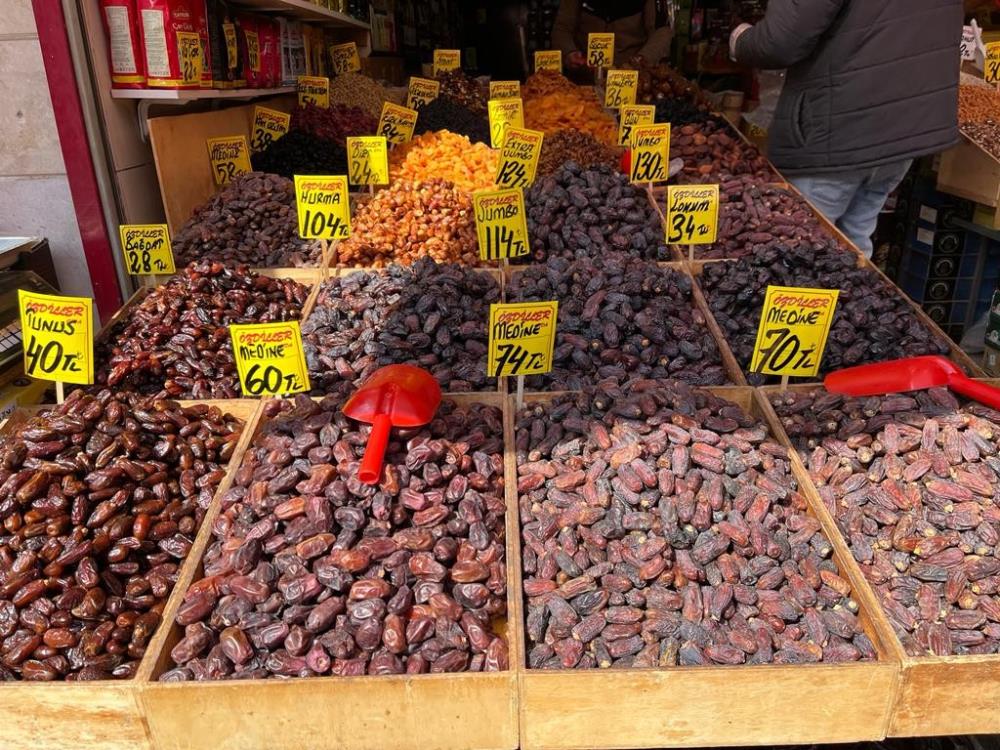 Hurma alışverişi yapacaklar dikkat! Rengi daha canlı olanları tercih edin