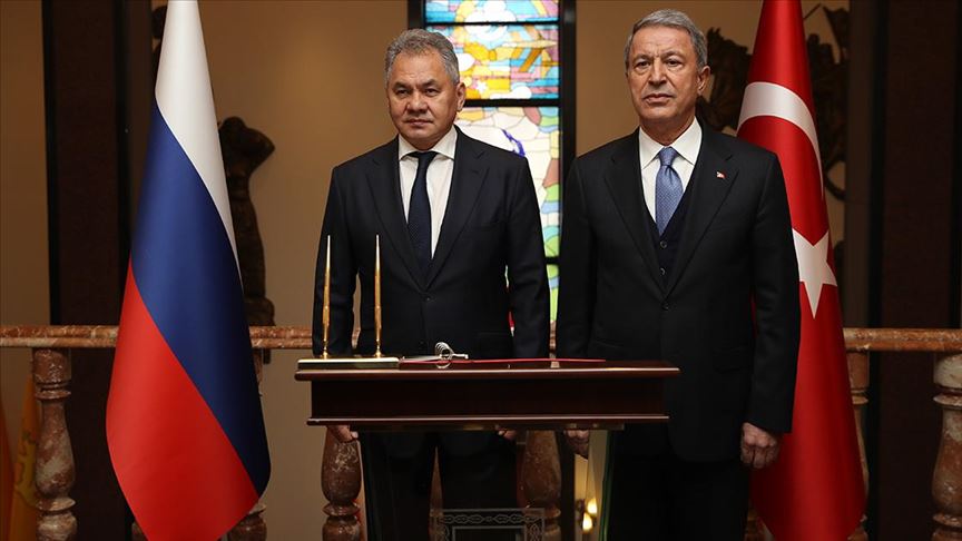 Bakan Akar'dan Irak'a operasyon sinyali Bakan Akar'dan Irak'a operasyon sinyali