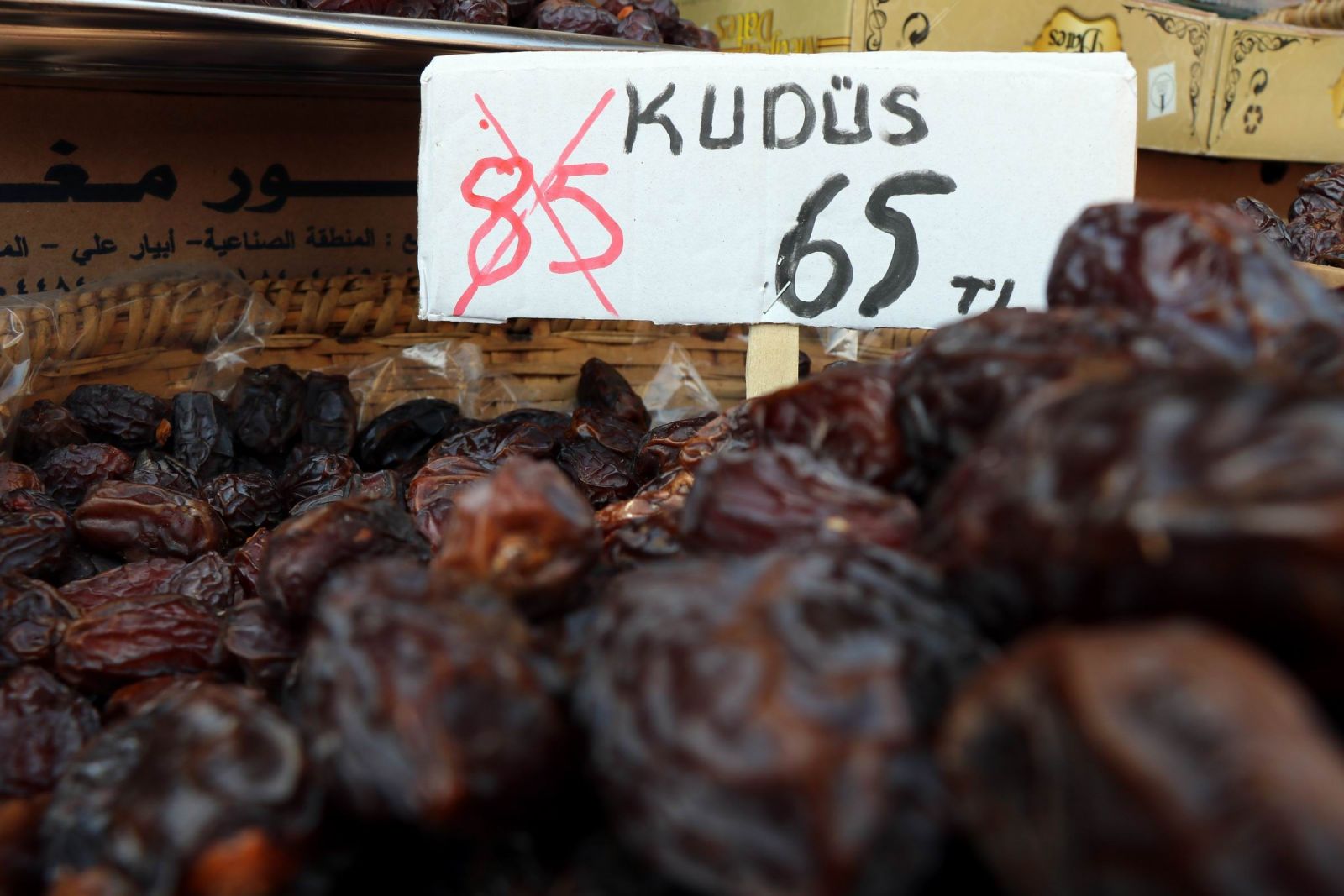 Hurma fiyatları düştü Hurma fiyatları düştü