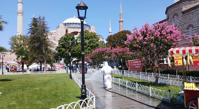 Ayasofya bayram namazına hazırlanıyor