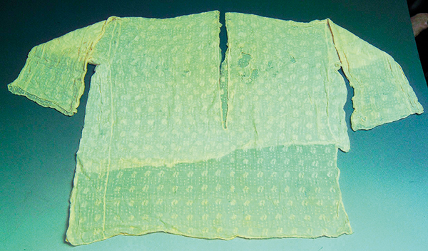 Efendimizden yadigâr, muhabbetin hediyesi 'Hırka-i şerif'