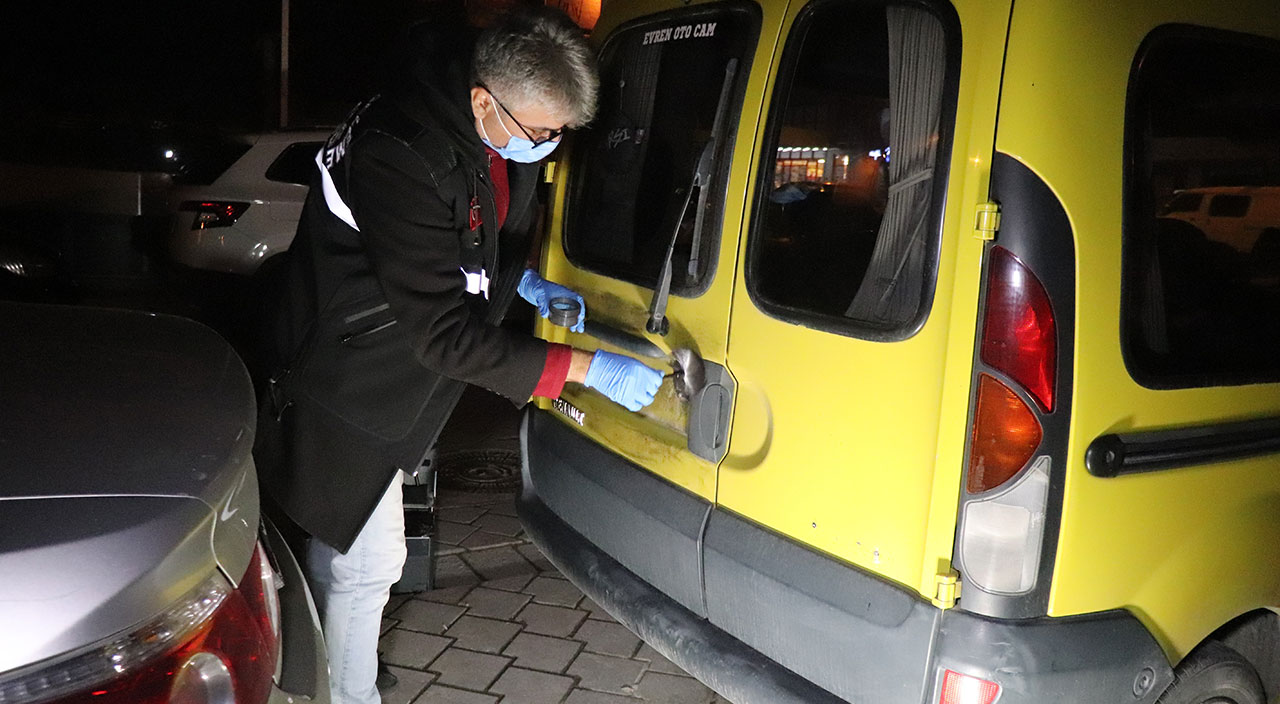 Bir mahalle diken üstünde: Araçlara dadandılar, 30 plaka çaldılar