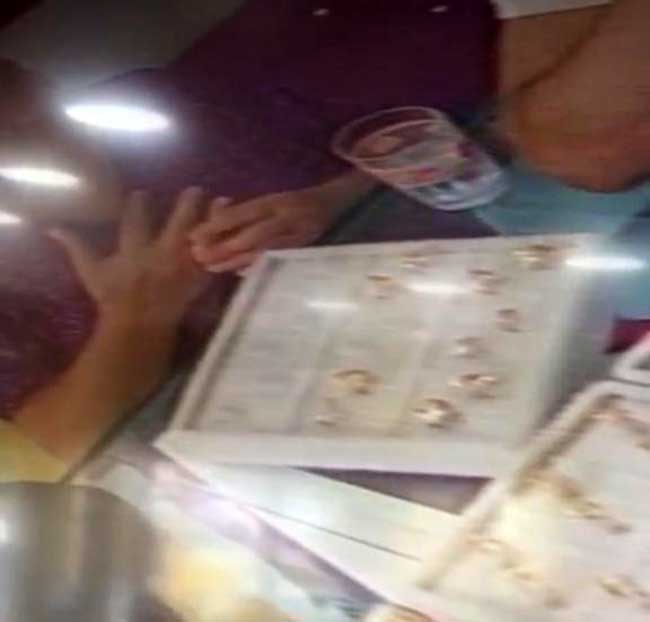 Aile boyu hırsızlık! Kızı ve damadı oyaladı, anne yüzüğü çaldı