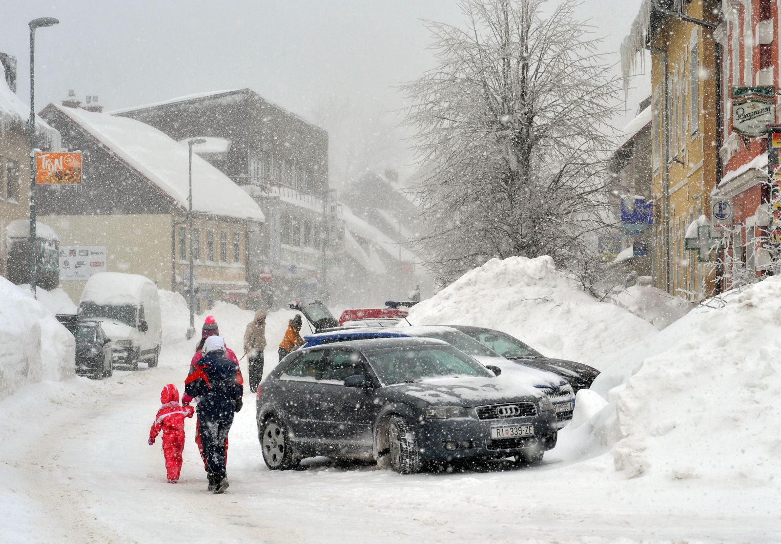 Kar ve don Avrupa'yı olumsuz etkiledi