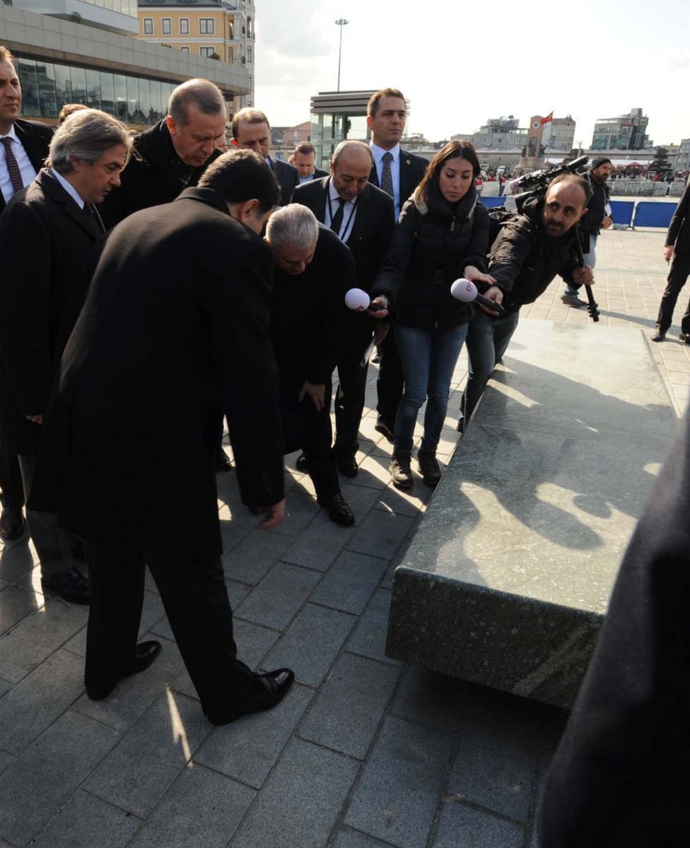 Cumhurbaşkanı Erdoğan Taksim'de