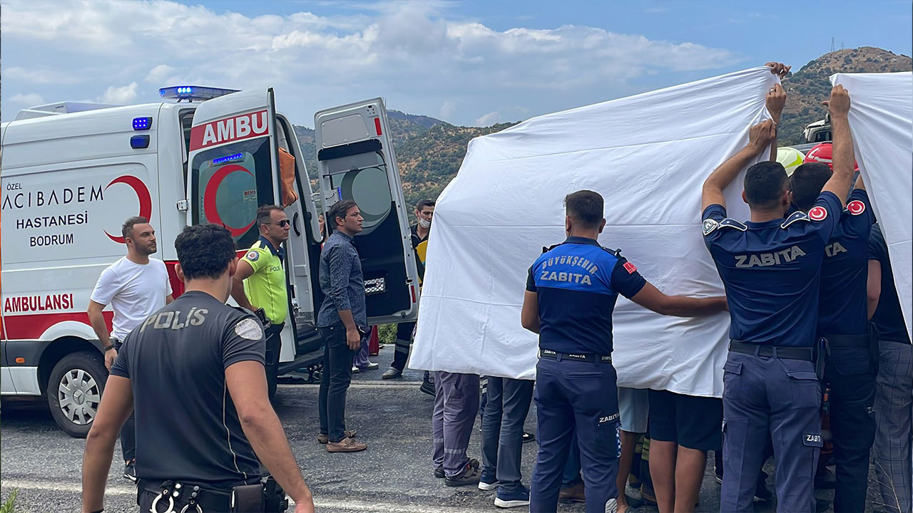 Ölümden dönmüştü... İbrahim Tatlıses'in kaza sonrası ilk görüntüleri ortaya çıktı Ölümden dönmüştü... İbrahim Tatlıses'in kaza sonrası ilk görüntüleri ortaya çıktı