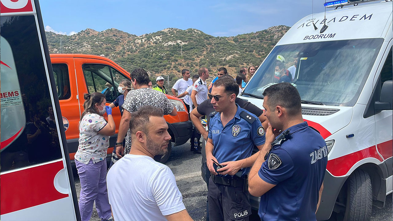 Ölümden dönmüştü... İbrahim Tatlıses'in kaza sonrası ilk görüntüleri ortaya çıktı Ölümden dönmüştü... İbrahim Tatlıses'in kaza sonrası ilk görüntüleri ortaya çıktı
